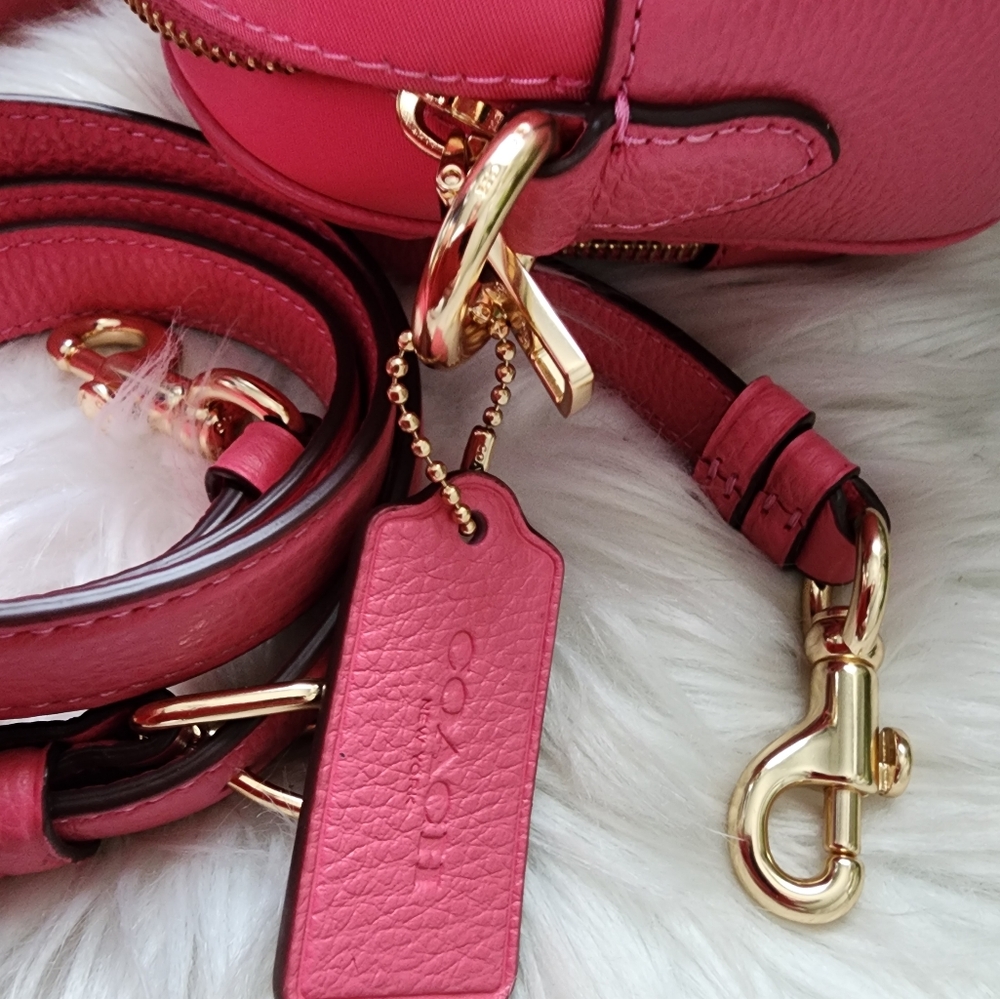 Coach Court Crossbody With RuchingCOLOR:Gold/Confetti Pink new - Picture 4 of 7